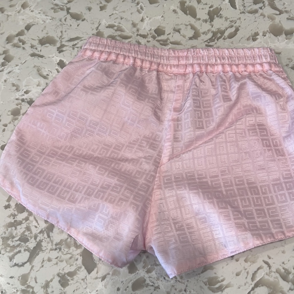 Shorts - Picture 4 of 4